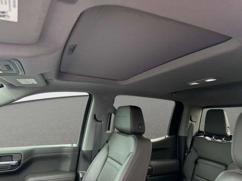 Used 2019 GMC Sierra 1500 Denali w/ Denali Ultimate Package AWD/4WD image 18