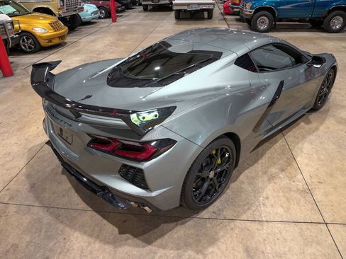 Used 2022 Chevrolet Corvette Stingray Coupe w/ 1LT RWD image 17
