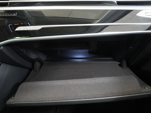 Used 2022 Audi A8 L 3.0T image 45