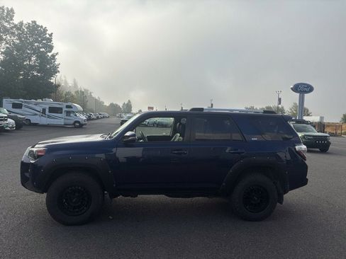 Used 2019 Toyota 4Runner SR5 Premium w/ Wilderness Package AWD/4WD image 36