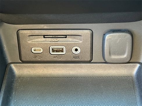 Used 2024 GMC Terrain Denali w/ Denali Premium Package image 33