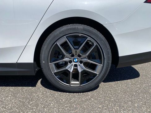 New 2026 BMW 530i xDrive AWD/4WD image 5