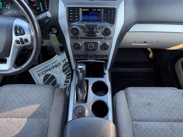 Used 2014 Ford Explorer XLT AWD/4WD image 24