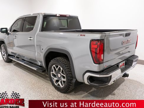 Used 2024 GMC Sierra 1500 SLT w/ SLT Premium Plus Package AWD/4WD image 3