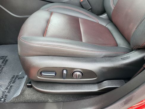 Certified 2024 Chevrolet Blazer RS w/ Driver Confidence II Package image 14