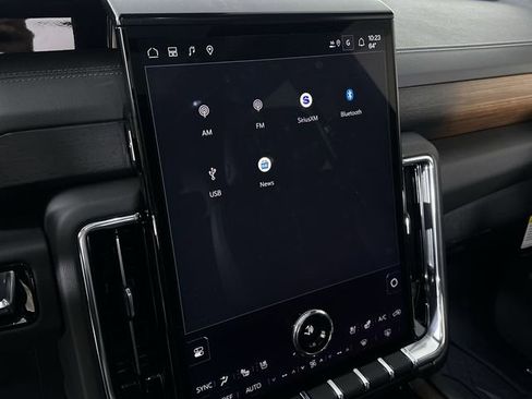 New 2026 GMC Yukon Denali w/ Sun & Power Step Package image 13