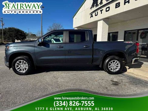 Used 2021 Chevrolet Silverado 1500 LT AWD/4WD image 9