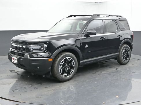 New 2025 Ford Bronco Sport Outer Banks image 5