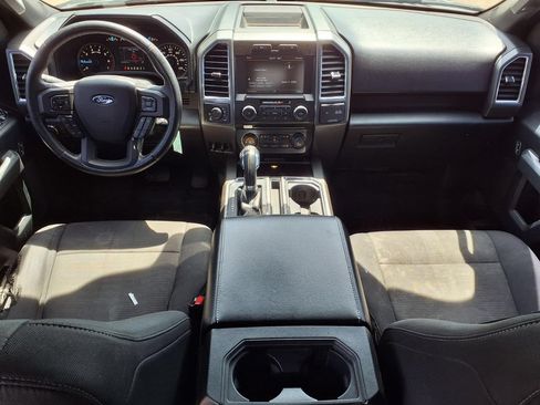 Used 2015 Ford F150 XLT w/ Equipment Group 302A Luxury AWD/4WD image 9