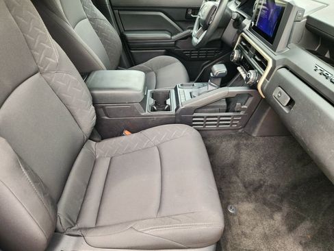 Used 2024 Toyota Tacoma SR RWD image 14