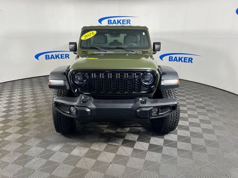 Used 2024 Jeep Wrangler Unlimited Sport AWD/4WD image 9