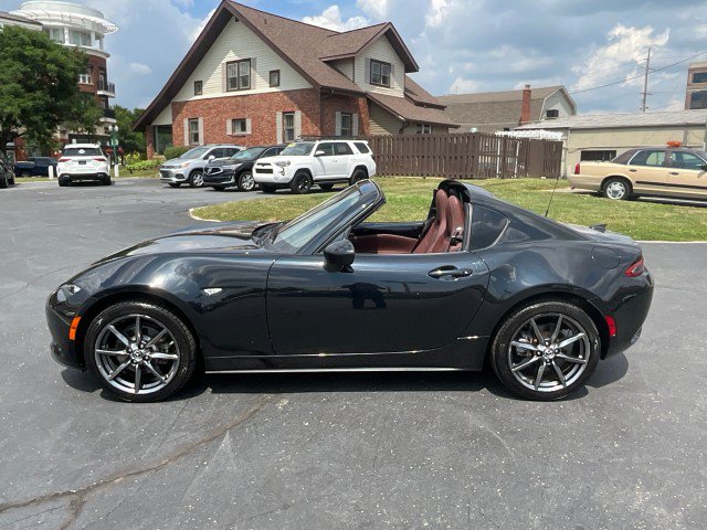Used 2019 MAZDA MX-5 Miata RF Grand Touring RWD image 4