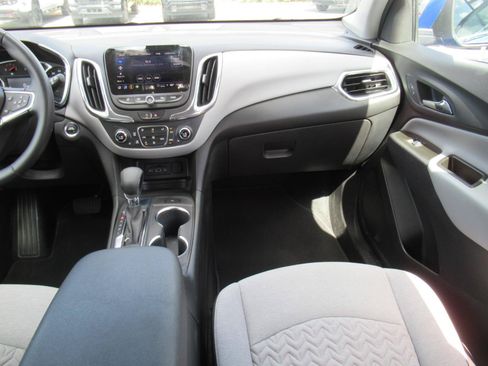 Used 2024 Chevrolet Equinox LT FWD image 15