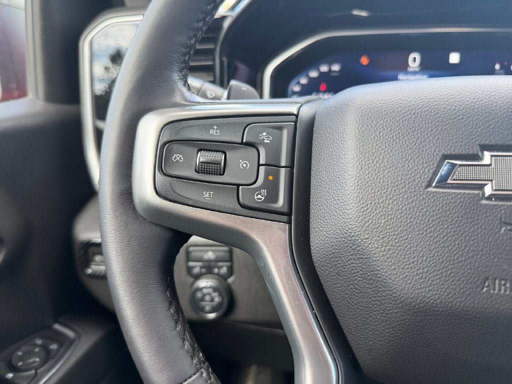 Used 2022 Chevrolet Silverado 1500 RST AWD/4WD image 16