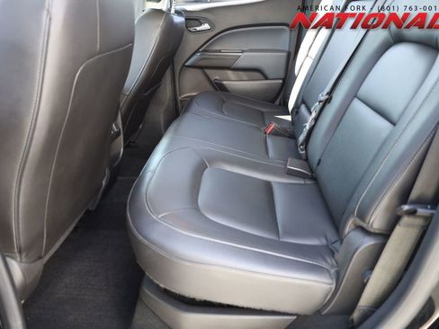 Used 2018 Chevrolet Colorado Z71 AWD/4WD image 17