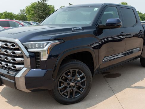 New 2025 Toyota Tundra Platinum image 6