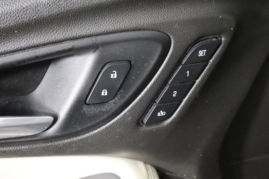 Used 2020 Buick Encore GX Essence w/ Advanced Technology Package AWD/4WD image 20