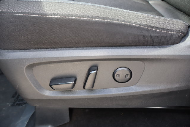 Used 2024 Nissan Pathfinder SV FWD image 11