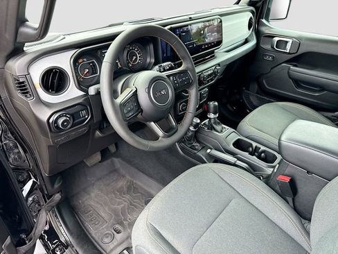 Used 2024 Jeep Wrangler Unlimited Sport AWD/4WD image 9