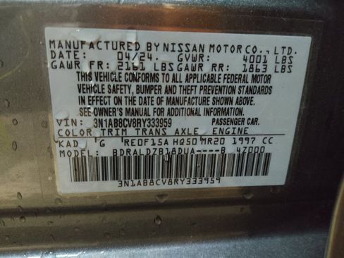 Used 2024 Nissan Sentra SV FWD image 33