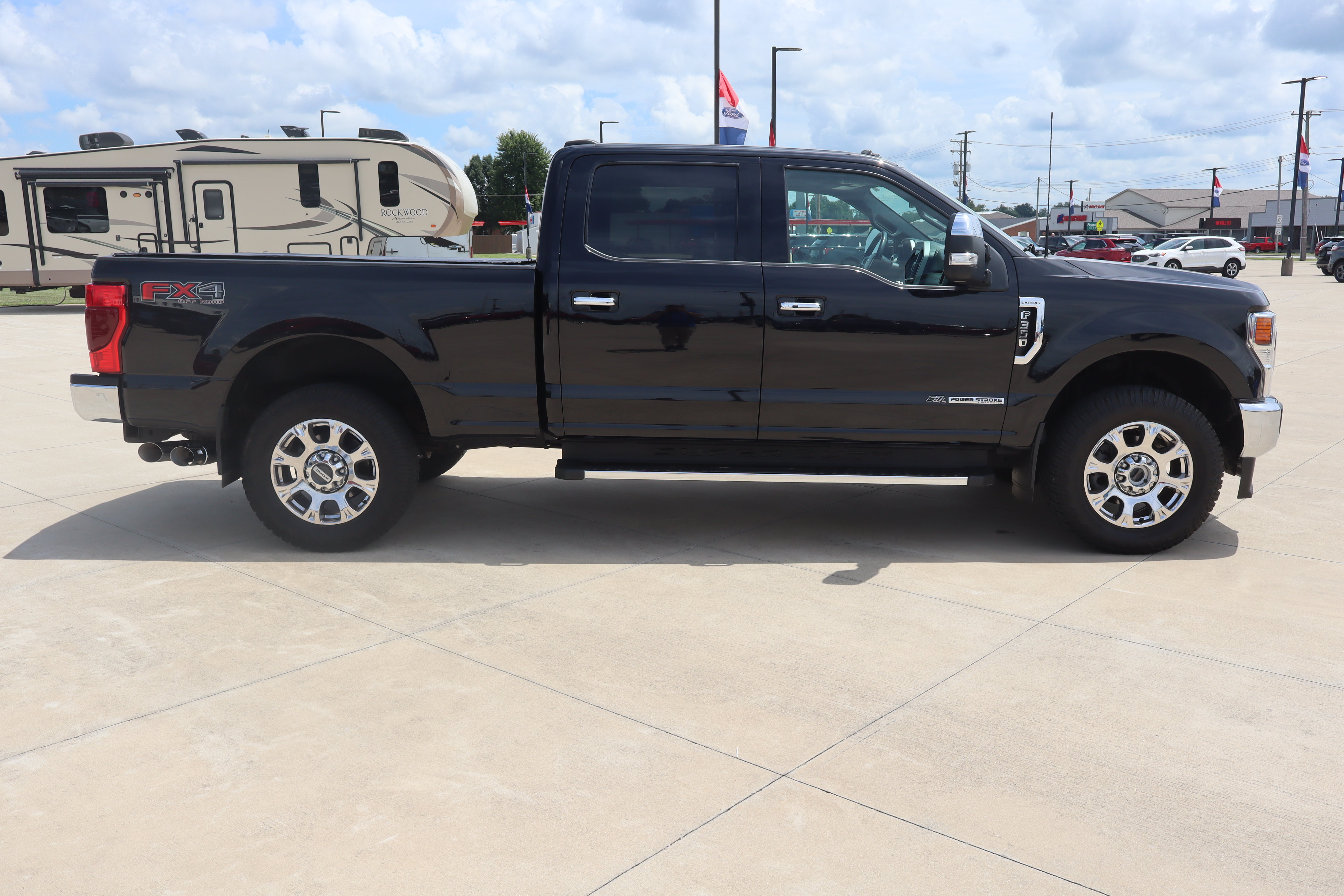 Used 2022 Ford F350 Lariat w/ Lariat Ultimate Package AWD/4WD image 4