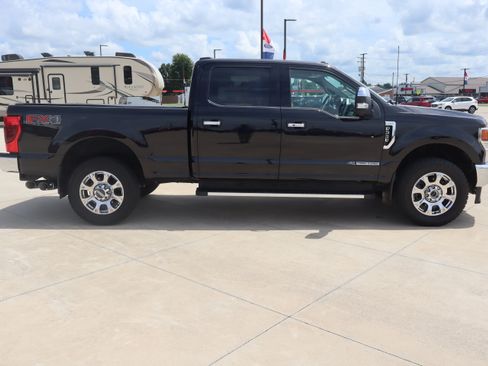 Used 2022 Ford F350 Lariat w/ Lariat Ultimate Package AWD/4WD image 4