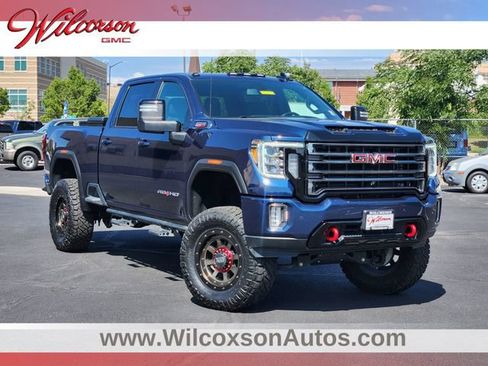 Used 2022 GMC Sierra 2500 AT4 w/ AT4 Preferred Package AWD/4WD image 1