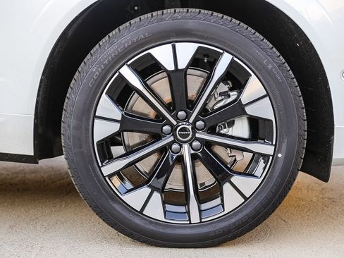 New 2026 Volvo XC60 B5 Ultra image 10