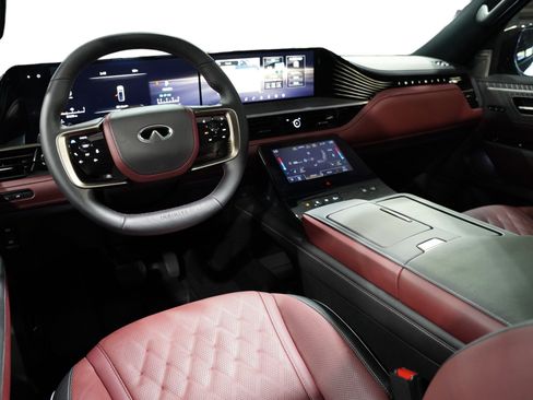 Used 2025 INFINITI QX80 Autograph AWD/4WD image 2