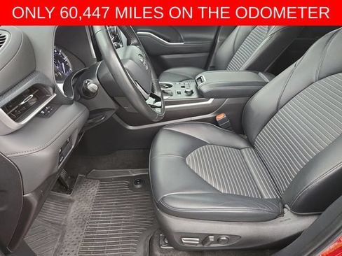Used 2023 Toyota Highlander XSE AWD/4WD image 13