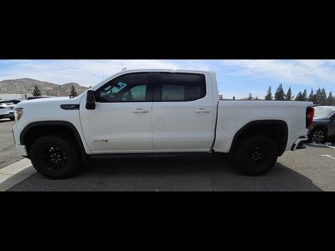 Used 2022 GMC Sierra 1500 AT4 w/ AT4 Premium Package AWD/4WD image 7