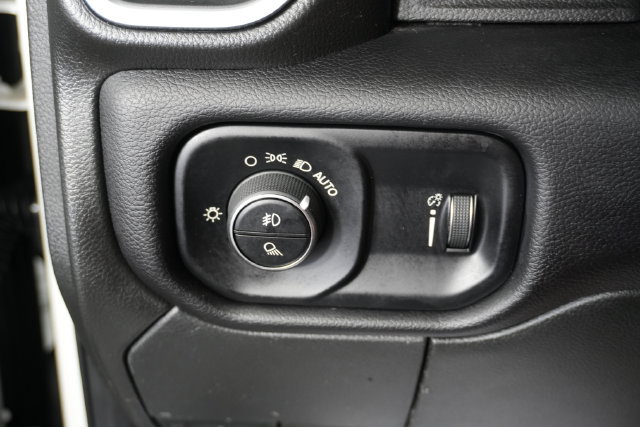 Used 2024 RAM 2500 Big Horn w/ Night Edition AWD/4WD image 23