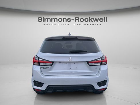 Used 2024 Mitsubishi Outlander Sport SE image 5