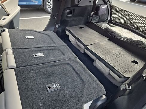 Used 2022 Lexus RX 350L Premium image 61