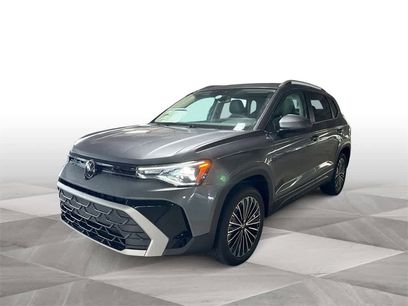 New 2025 Volkswagen Taos SE