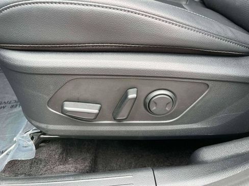 Certified 2026 Kia Sportage EX AWD/4WD image 17