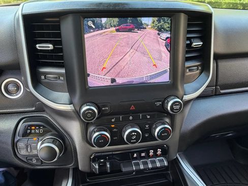 Used 2020 RAM 1500 Big Horn AWD/4WD image 6