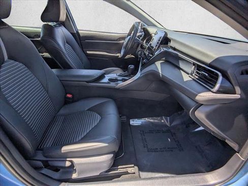 Used 2024 Toyota Camry SE FWD image 19