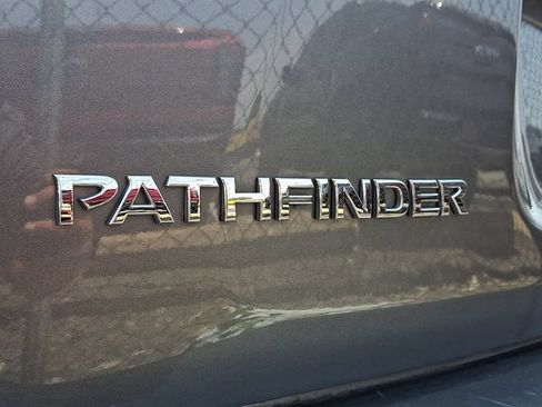 Used 2020 Nissan Pathfinder SV FWD image 6