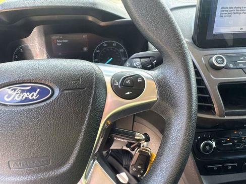 Used 2020 Ford Transit Connect XL FWD image 24