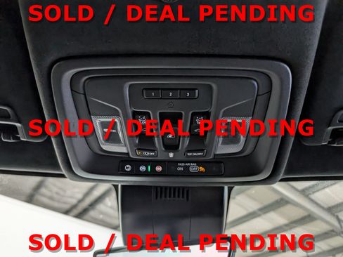 Used 2024 GMC Sierra 2500 AT4X AWD/4WD image 27