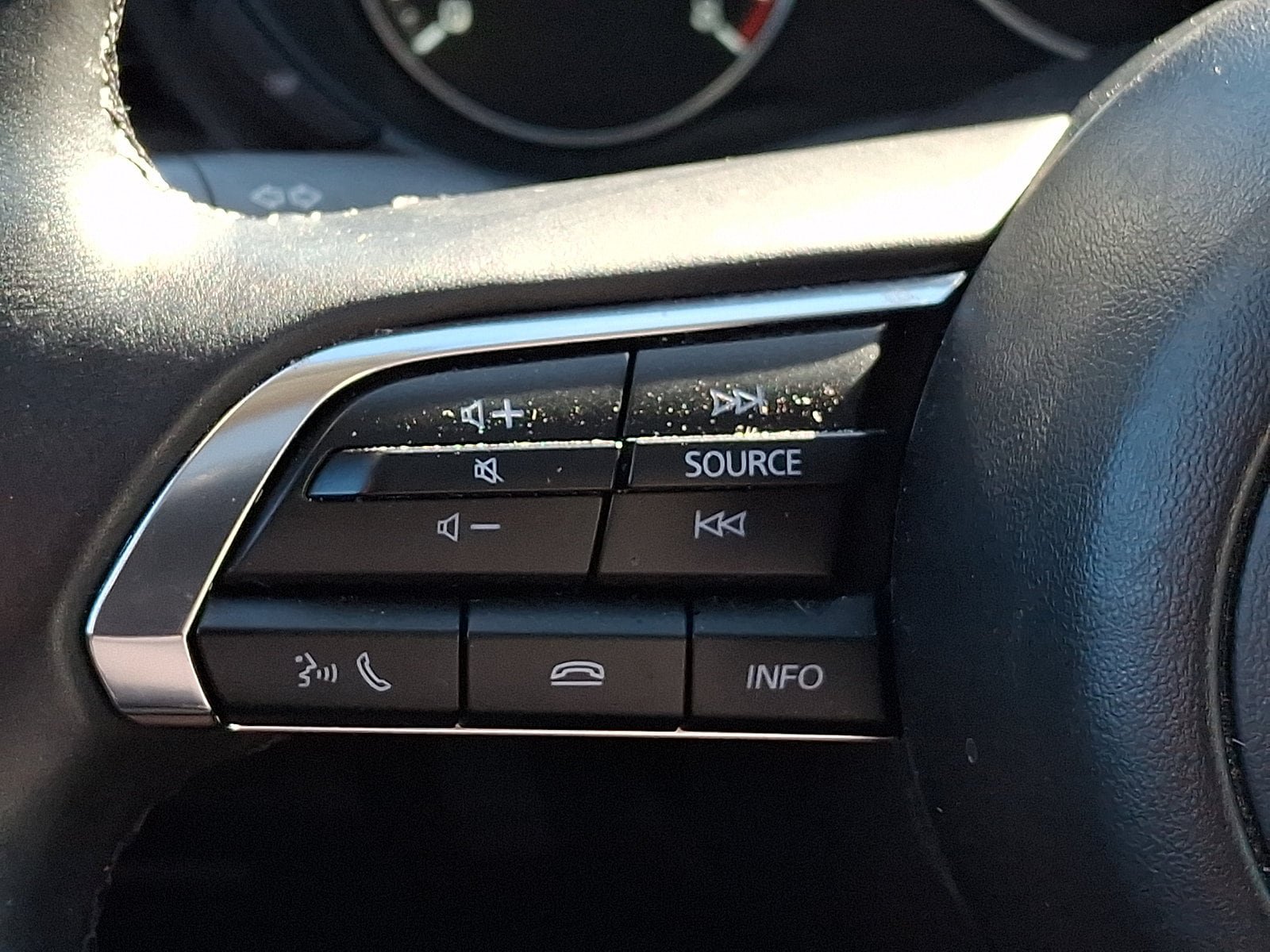 Used 2024 MAZDA CX-30 AWD 2.5 S w/ Preferred Package image 22