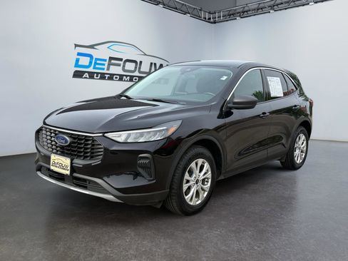 Used 2024 Ford Escape Active AWD/4WD image 7