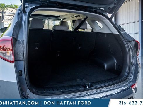 Used 2018 Hyundai Tucson Value w/ Cargo Package AWD/4WD image 30