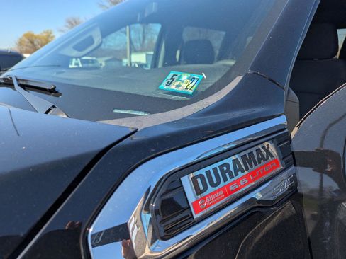 Used 2021 GMC Sierra 3500 4x4 Crew Cab w/ Convenience Package image 34