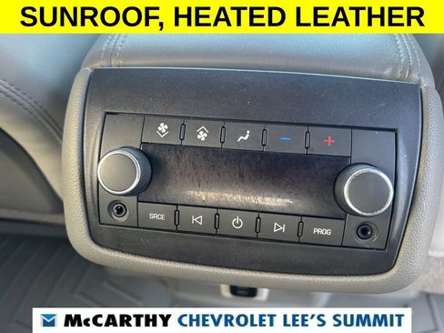 Used 2014 GMC Acadia SLT image 29