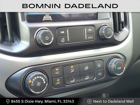 Used 2021 Chevrolet Colorado LT image 24