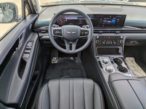 Used 2026 Genesis GV80 2.5T RWD image 15