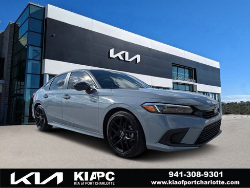 Used 2024 Honda Civic Sport image 1