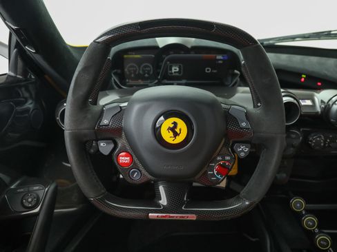 Used 2014 Ferrari LaFerrari image 6